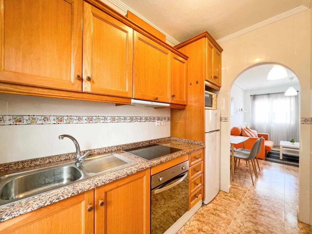 Апартаменты в Пунта Приме, Испания, 58 м2 фото 2