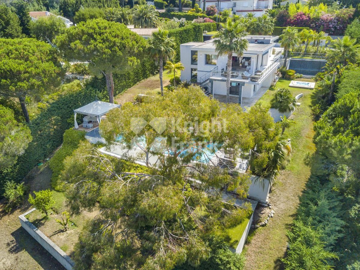 Вилла в Каннах, Франция, 300 м2 фото 3