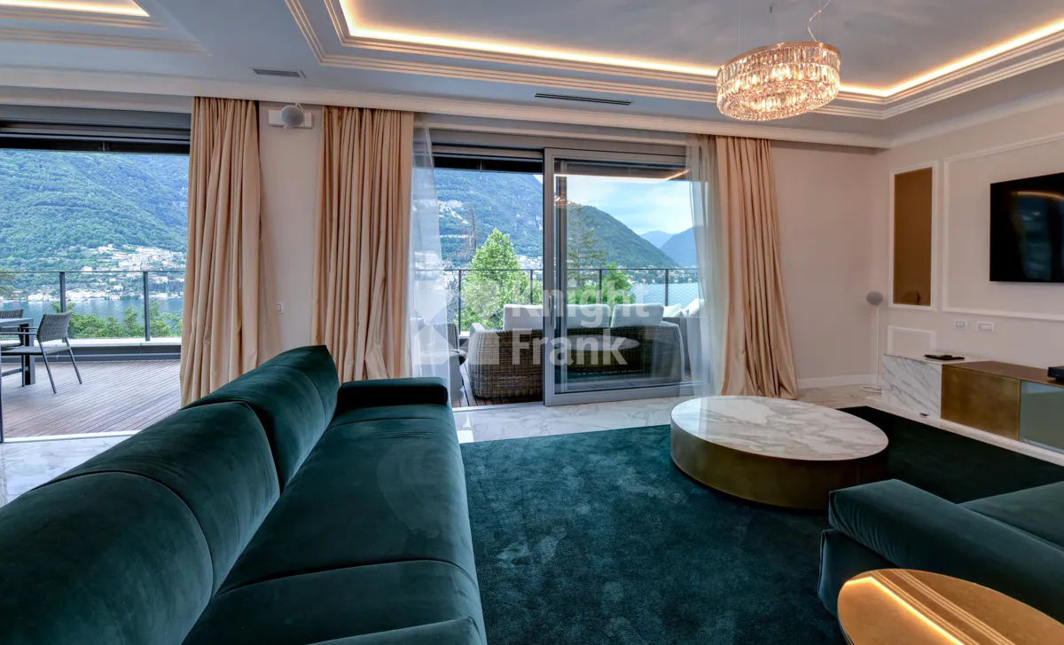 Вилла в Комо, Италия, 560 м2 фото 2