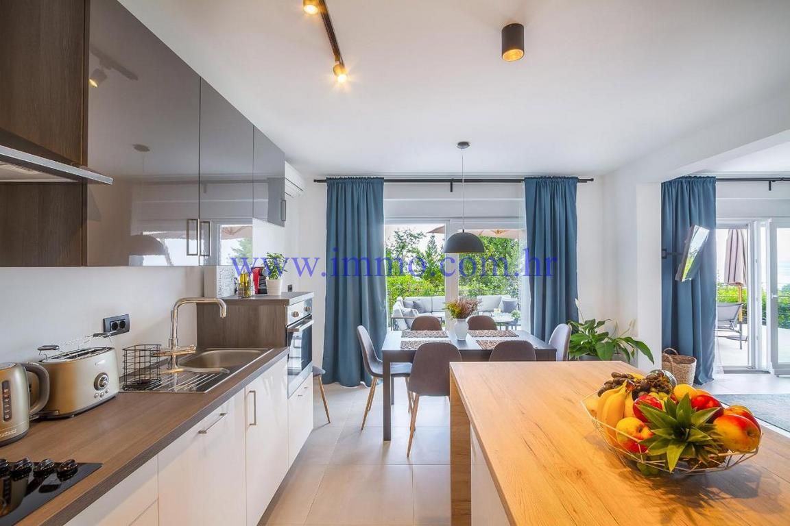 Вилла в Опатии, Хорватия, 250 м2 фото 5