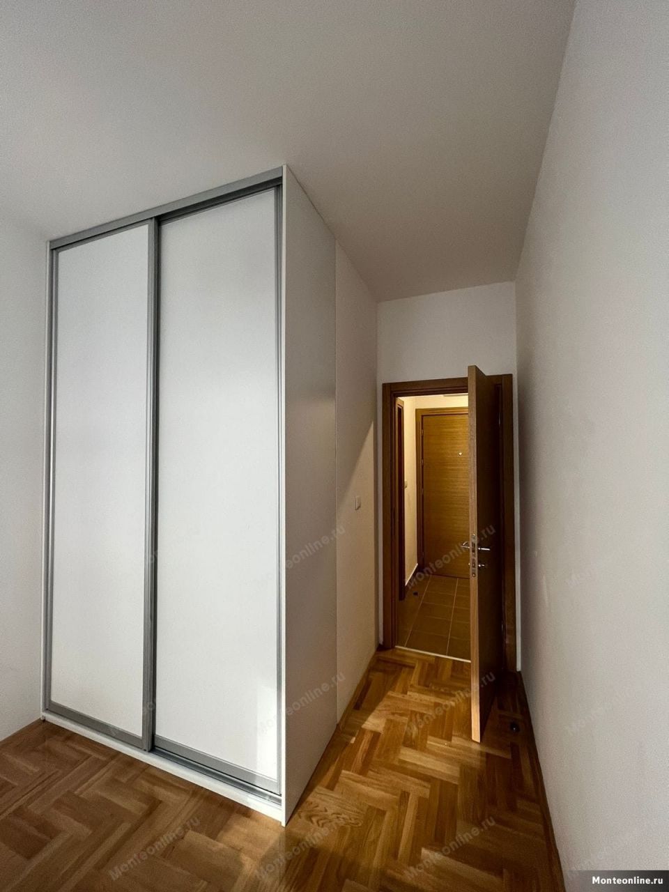 Квартира в Тивате, Черногория, 50 м2 фото 4