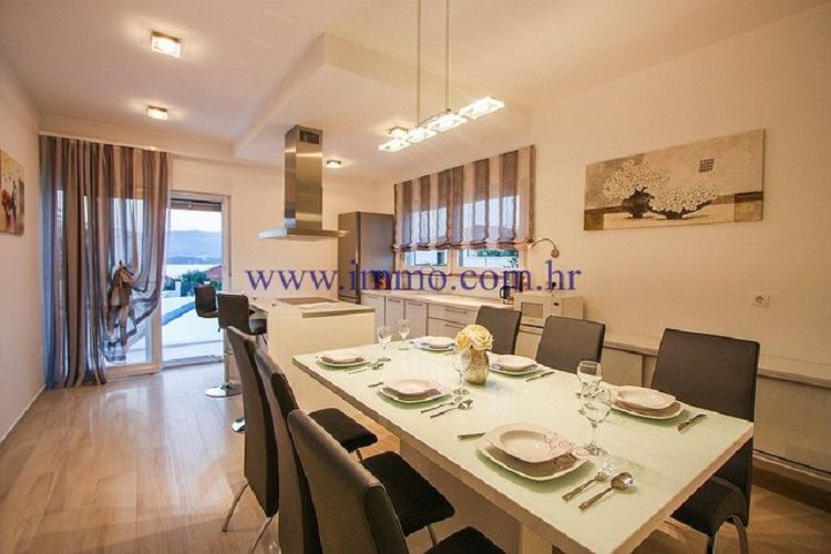 Вилла в Трогире, Хорватия, 200 м2 фото 5