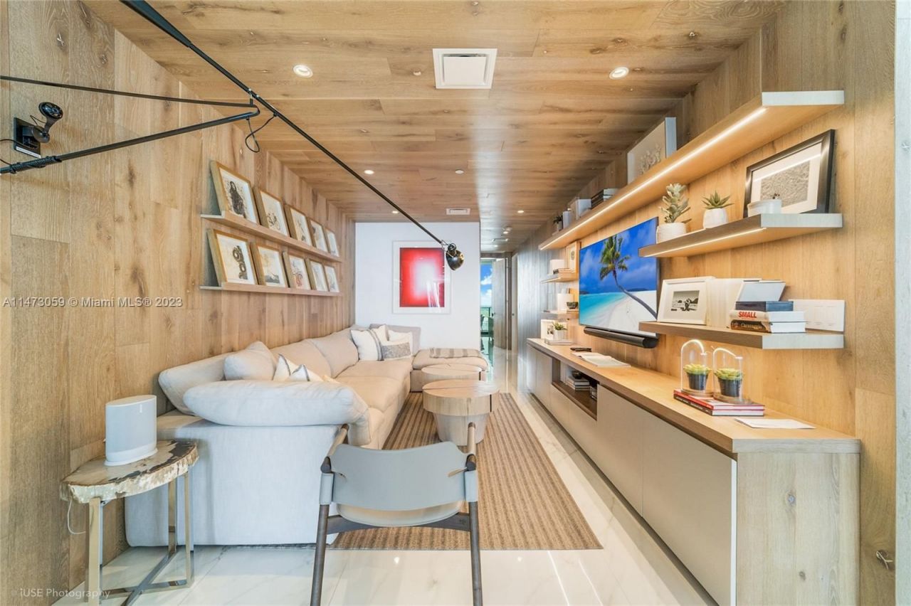 Квартира в Майами, США, 200 м2 фото 5
