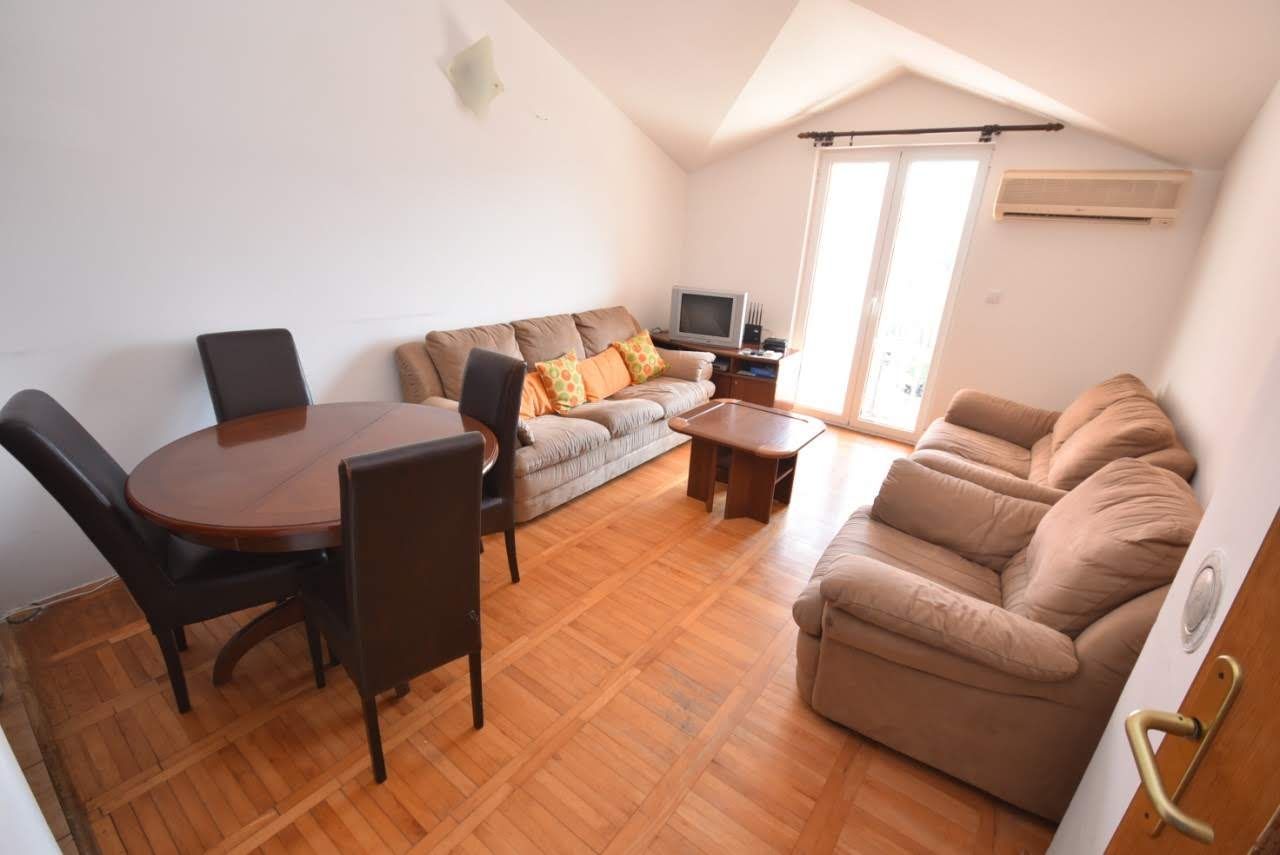 Квартира в Херцег-Нови, Черногория, 90 м2 фото 5