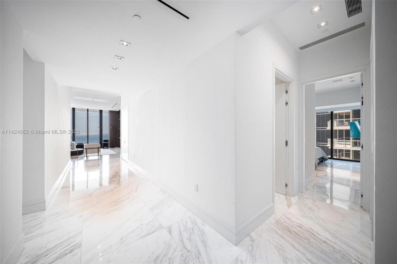 Квартира в Майами, США, 300 м2 фото 5