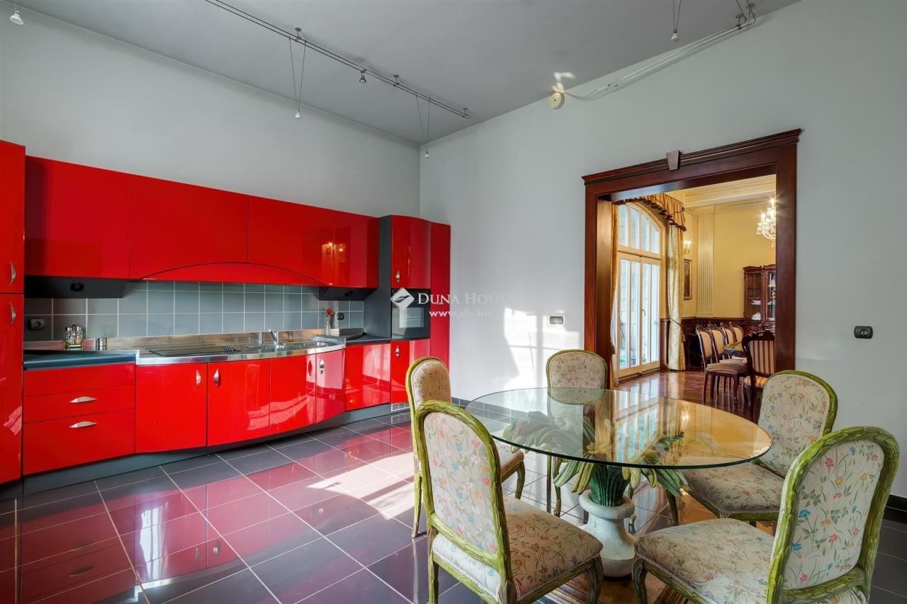 Вилла в Сомбатхее, Венгрия, 380 м2 фото 5