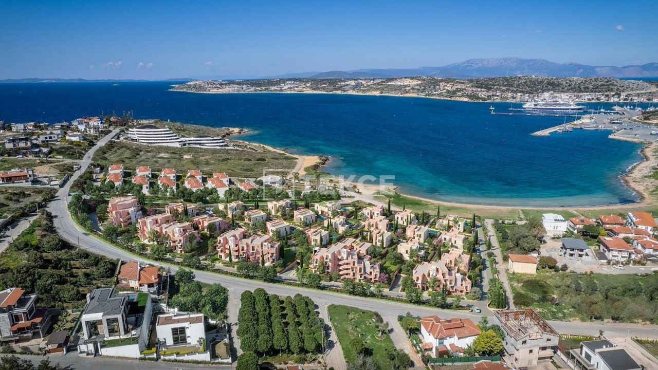 Вилла в Чешме, Турция, 561 м2 фото 2