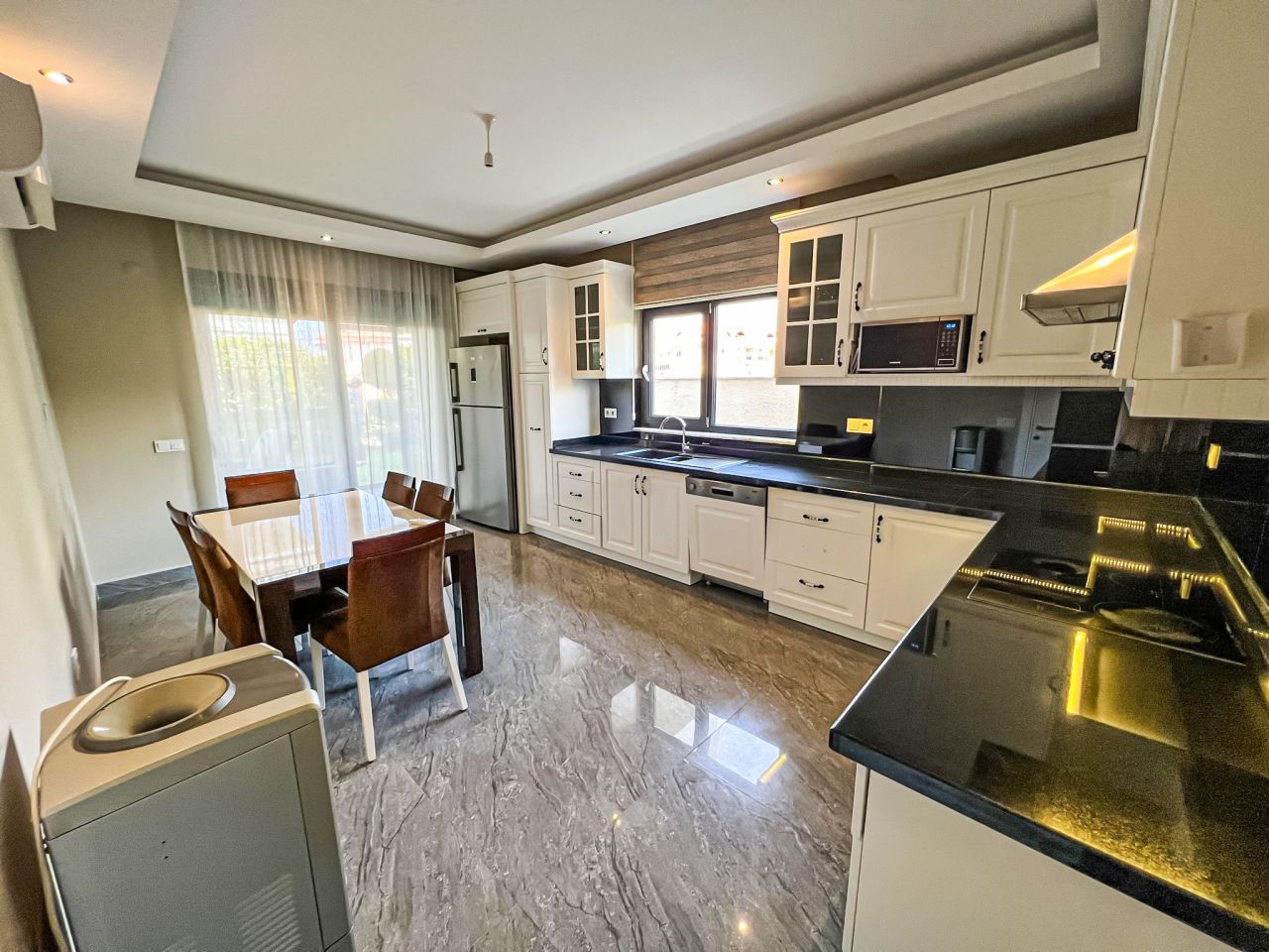 Квартира в Алании, Турция, 238 м2 фото 2