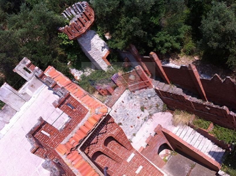 Замок в Савоне, Италия, 1 500 м2 фото 4