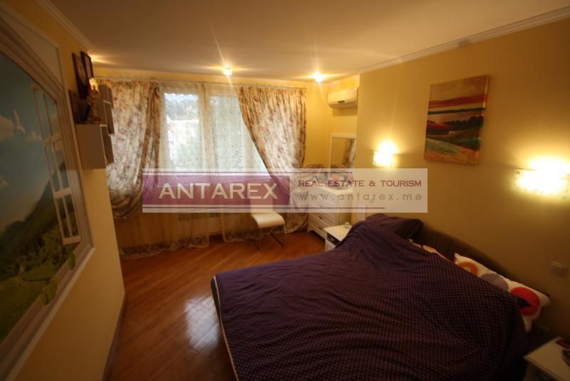 Апартаменты в Херцег-Нови, Черногория, 60 м2 фото 4
