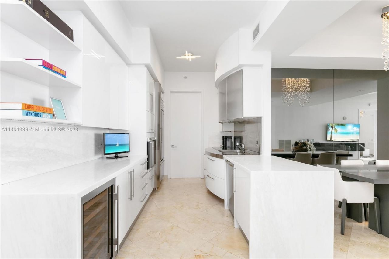 Квартира в Майами, США, 150 м2 фото 3