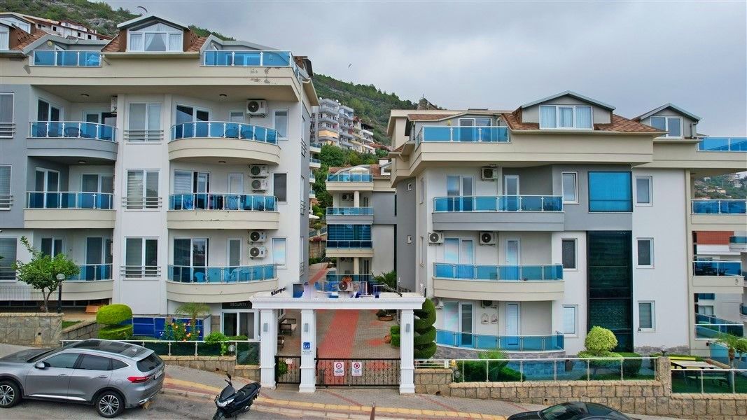 Квартира в Алании, Турция, 240 м2 фото 2