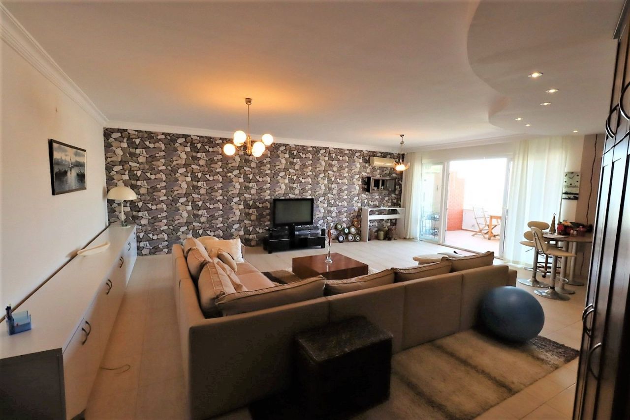 Квартира в Алании, Турция, 220 м2 фото 2