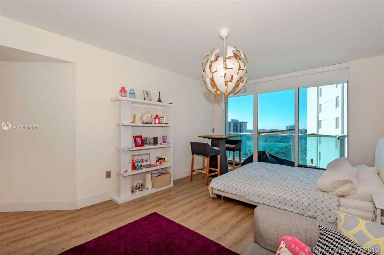 Квартира в Майами, США, 310 м2 фото 4
