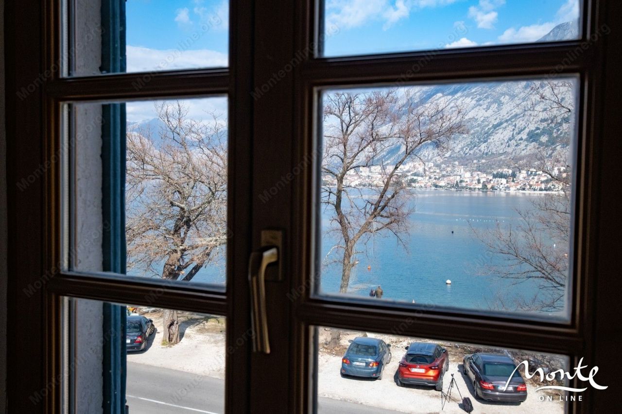 Дом в Которе, Черногория, 320 м2 фото 2