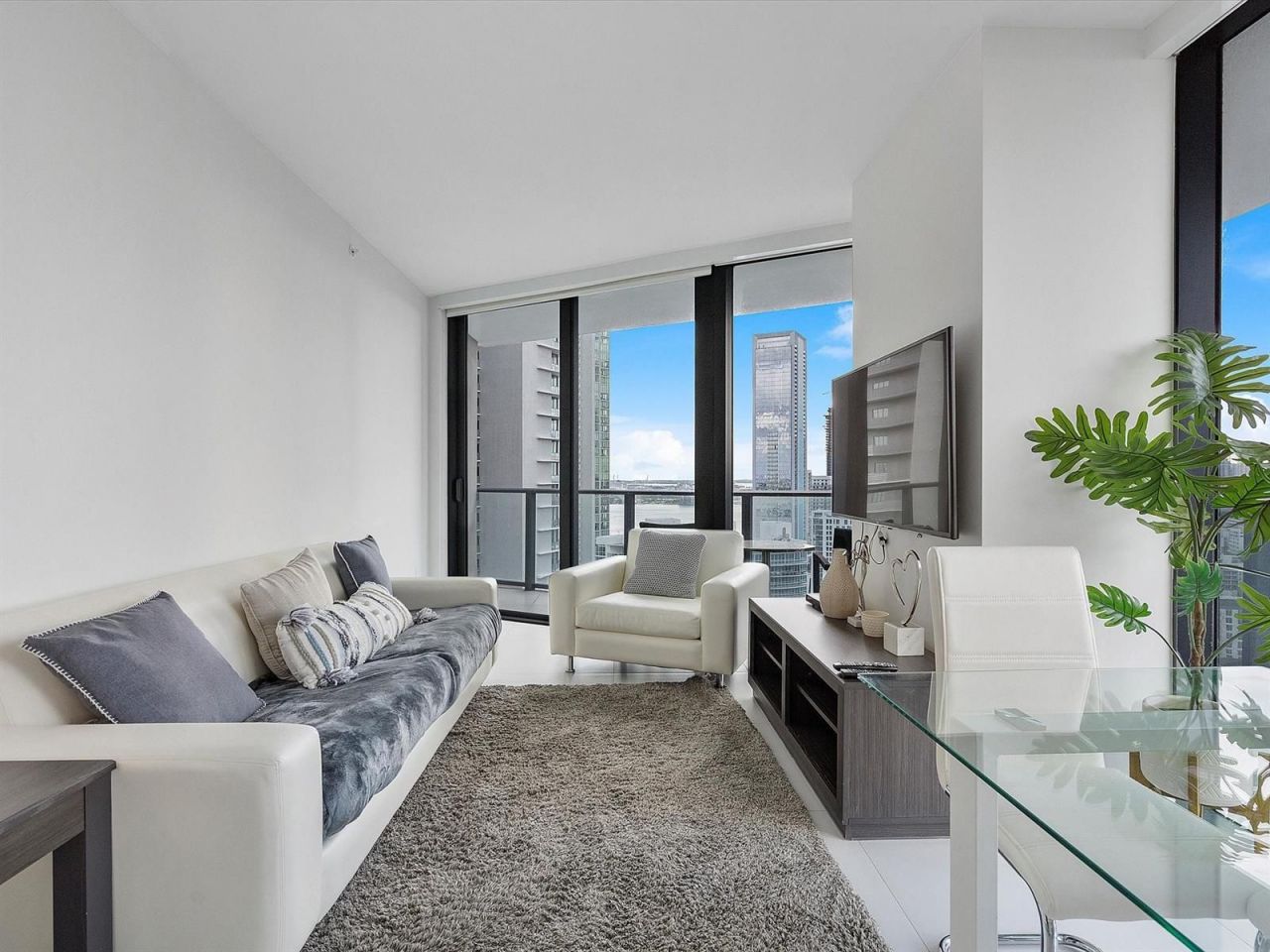 Квартира в Майами, США, 100 м2 фото 2