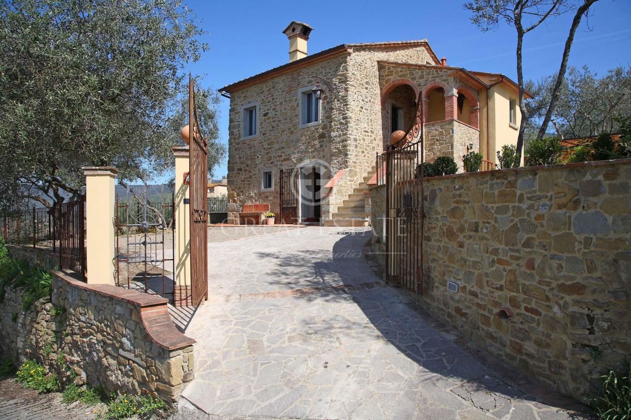 Дом в Кортоне, Италия, 170 м2 фото 2