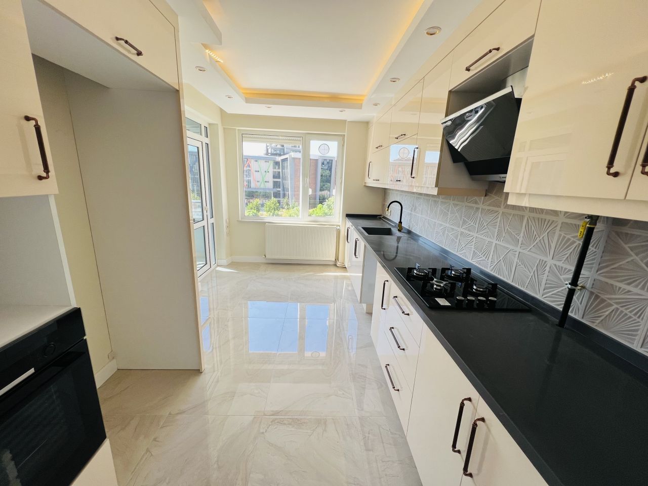 Квартира в Анталии, Турция, 190 м2 фото 2