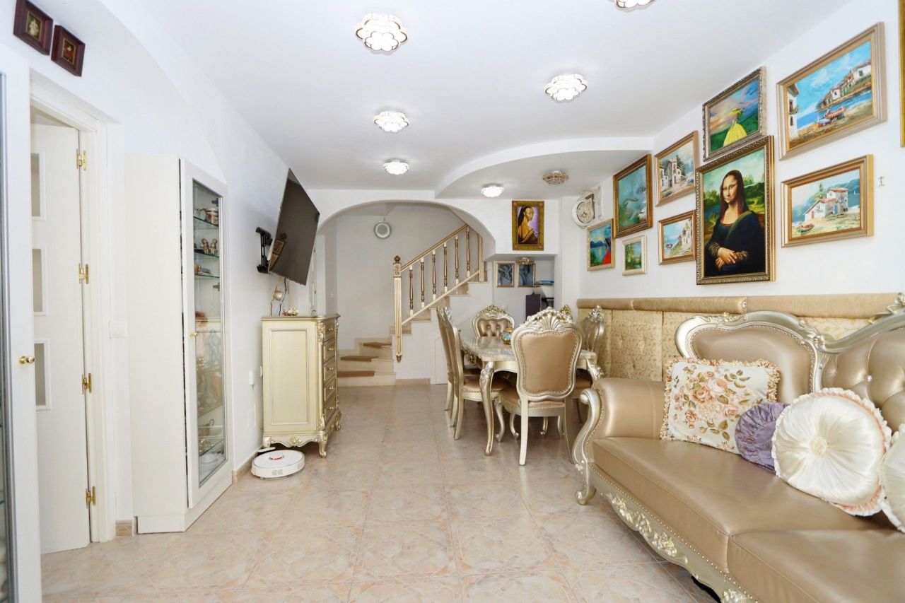 Таунхаус в Ориуэла Коста, Испания, 85 м2 фото 2