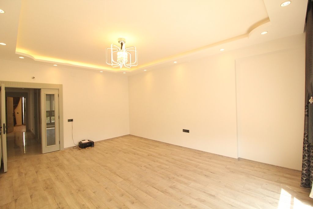 Квартира в Мерсине, Турция, 170 м2 фото 4