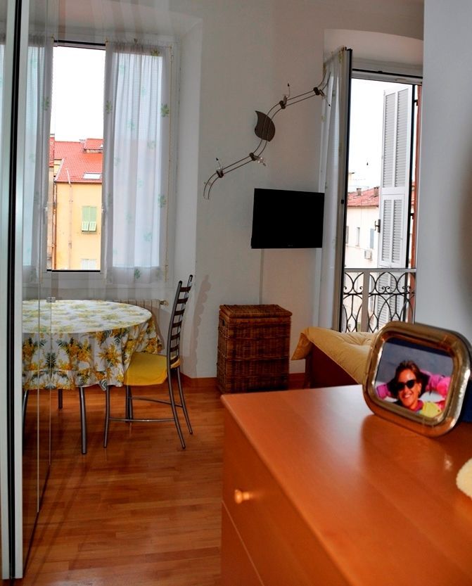 Квартира в Сан-Ремо, Италия, 25 м2 фото 2