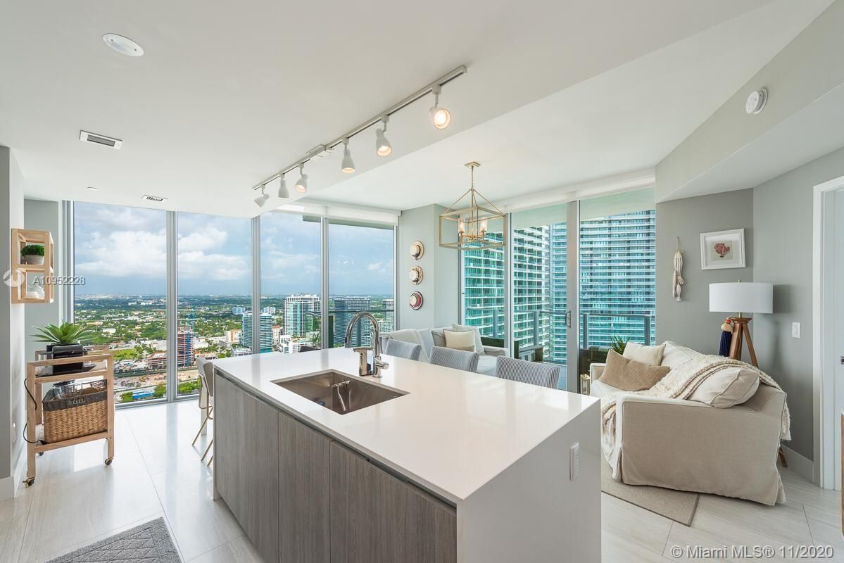 Квартира в Майами, США, 100 м2 фото 2