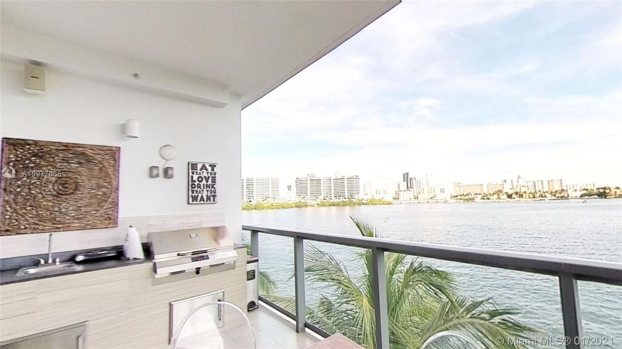 Квартира в Майами, США, 240 м2 фото 4