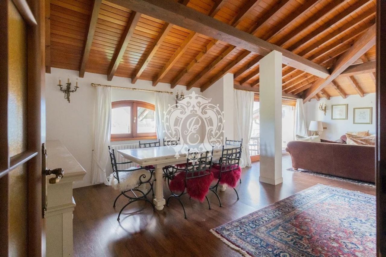 Вилла в Тремеццине, Италия, 430 м2 фото 5