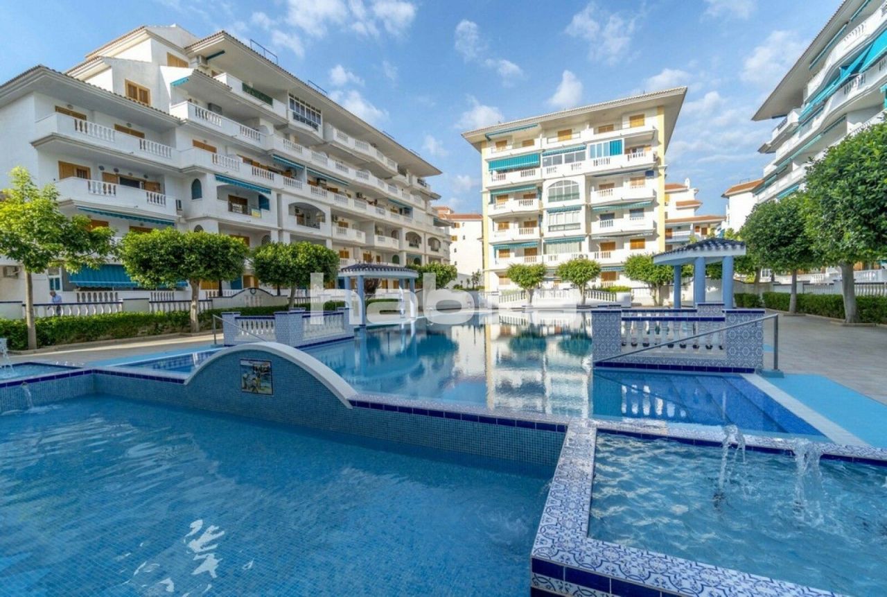 Апартаменты в Торревьехе, Испания, 48 м2 фото 2