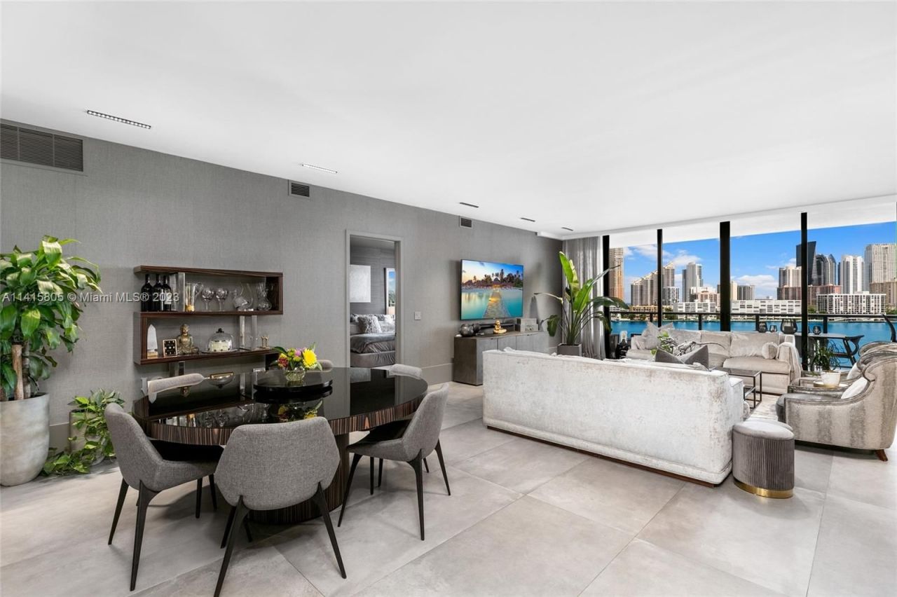 Квартира в Майами, США, 250 м2 фото 5