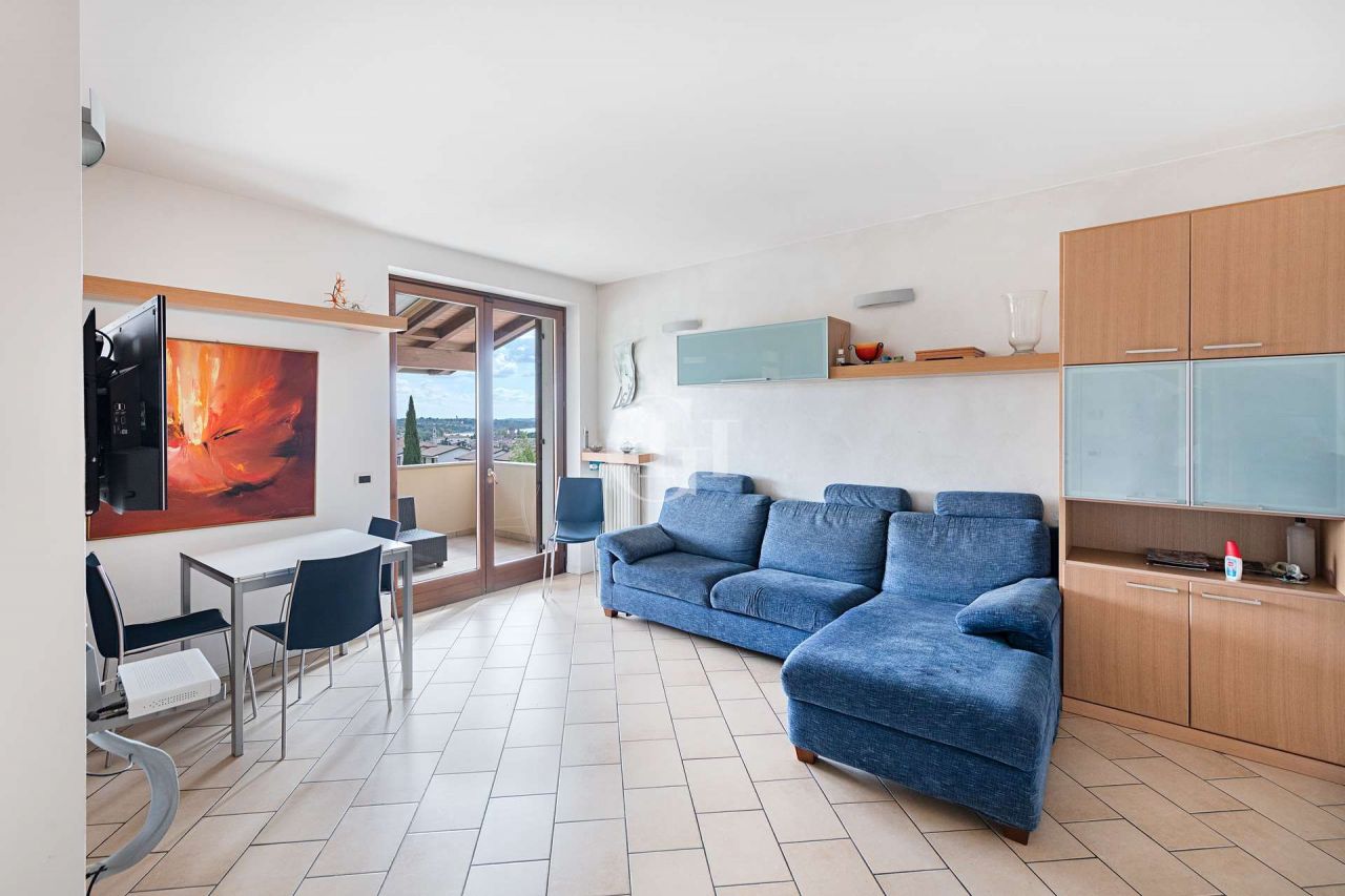 Апартаменты у озера Гарда, Италия, 90 м2 фото 5