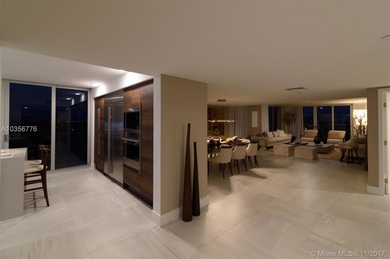 Квартира в Майами, США, 310 м2 фото 4