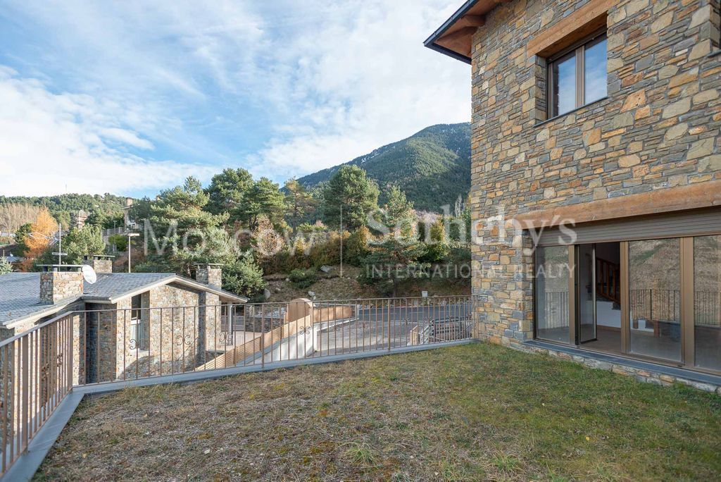 Таунхаус в Эскальдесе, Андорра, 180 м2 фото 4