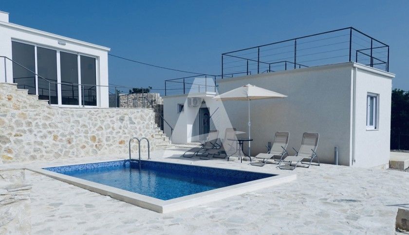 Дом в Добра Воде, Черногория, 60 м2 фото 2