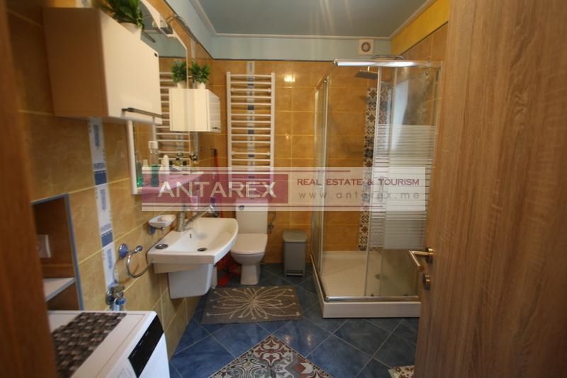 Апартаменты в Херцег-Нови, Черногория, 60 м2 фото 5
