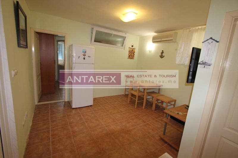 Апартаменты в Херцег-Нови, Черногория, 30 м2 фото 2