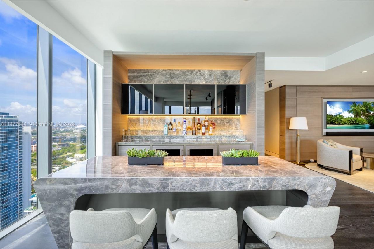 Квартира в Майами, США, 320 м2 фото 2