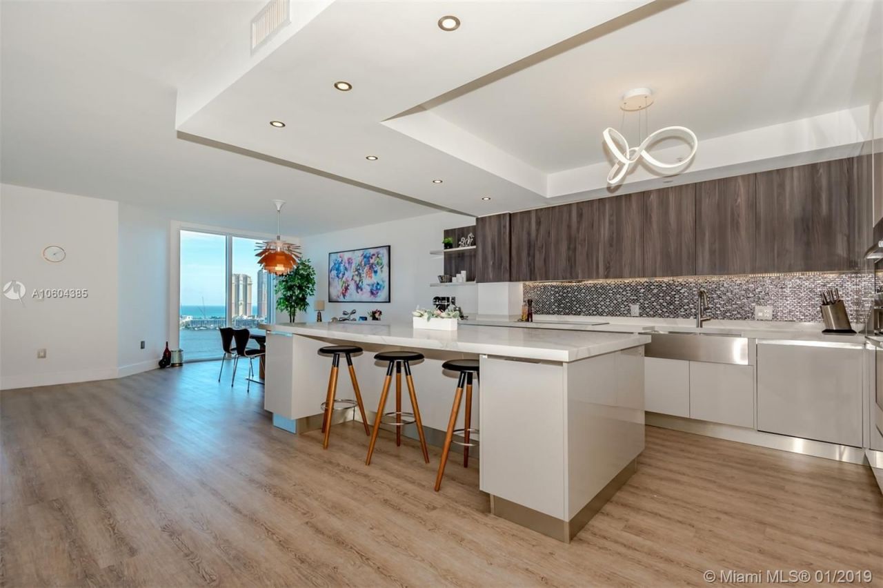 Квартира в Майами, США, 310 м2 фото 3