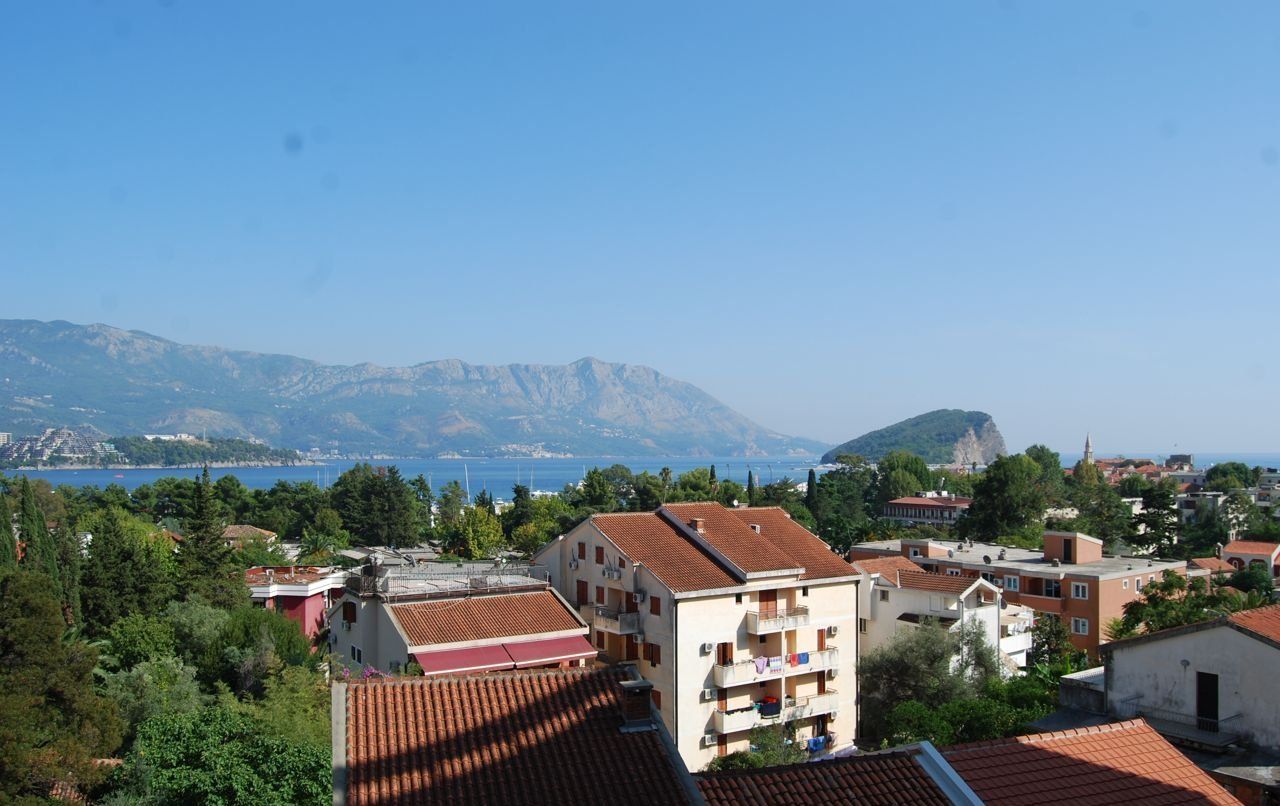 Апартаменты в Будве, Черногория, 85 м2 фото 2