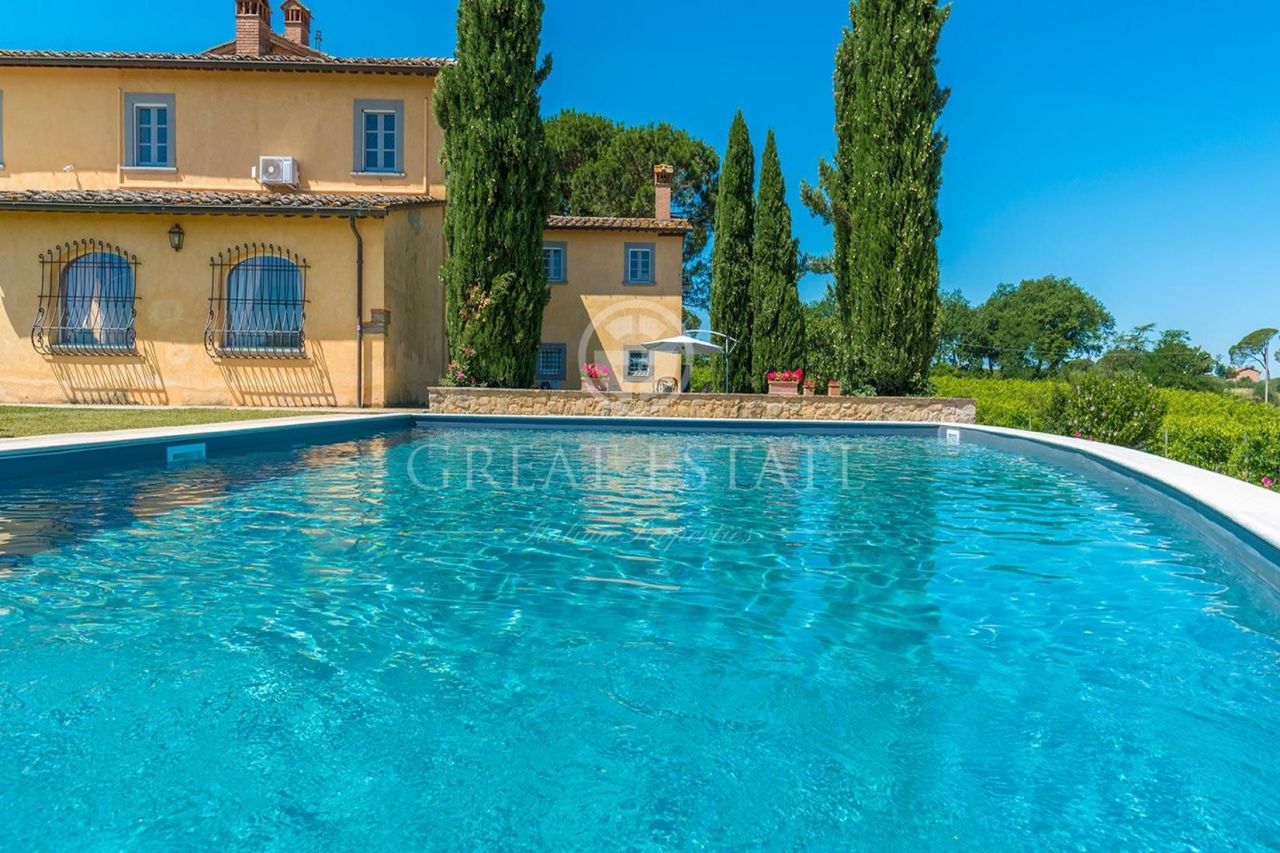 Вилла в Ареццо, Италия, 528.75 м2 фото 3