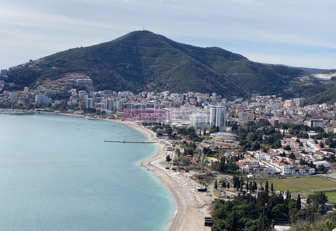 Апартаменты в Будве, Черногория, 84.2 м2 фото 2