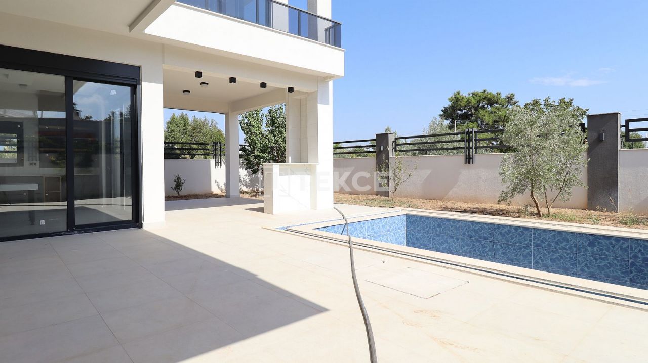 Вилла в Анталии, Турция, 400 м2 фото 2