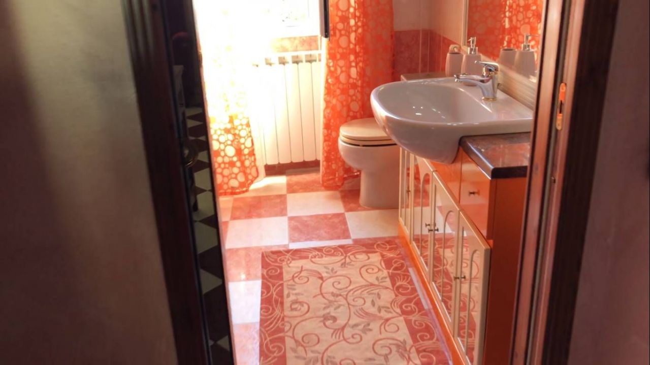 Квартира в Сан-Ремо, Италия, 85 м2 фото 5