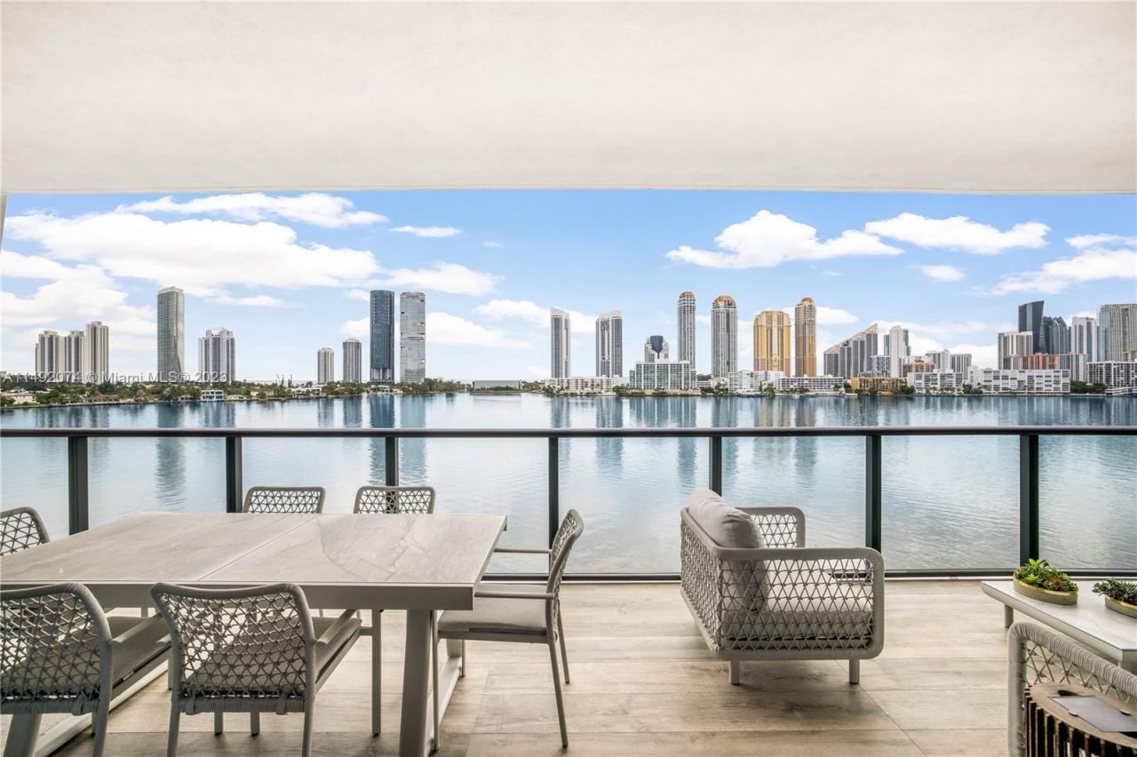 Квартира в Майами, США, 250 м2 фото 4