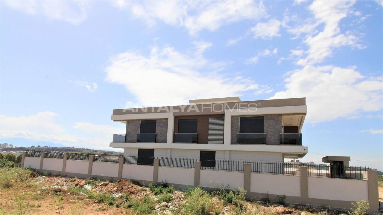 Вилла в Анталии, Турция, 360 м2 фото 3