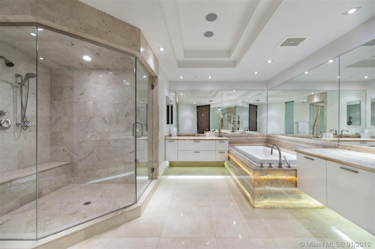 Квартира в Майами, США, 300 м2 фото 5