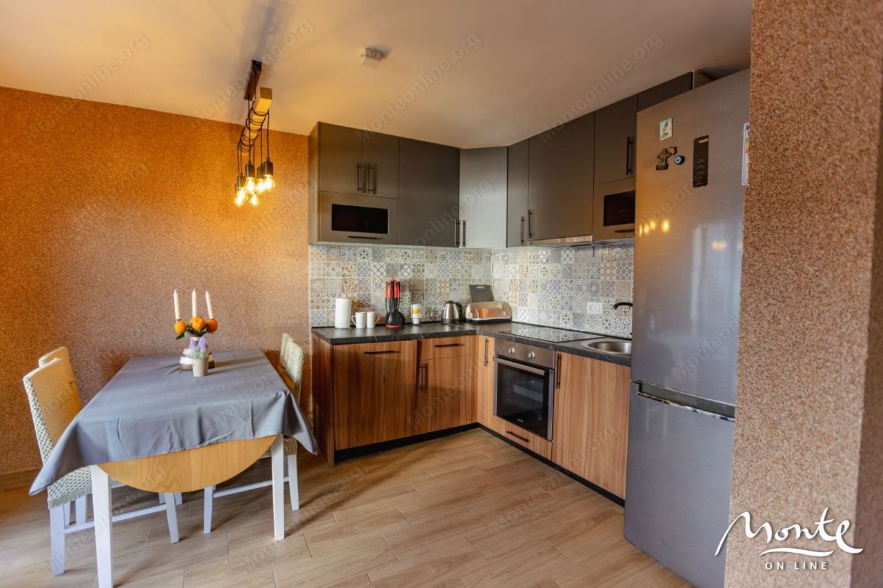 Дом в Тивате, Черногория, 70 м2 фото 3