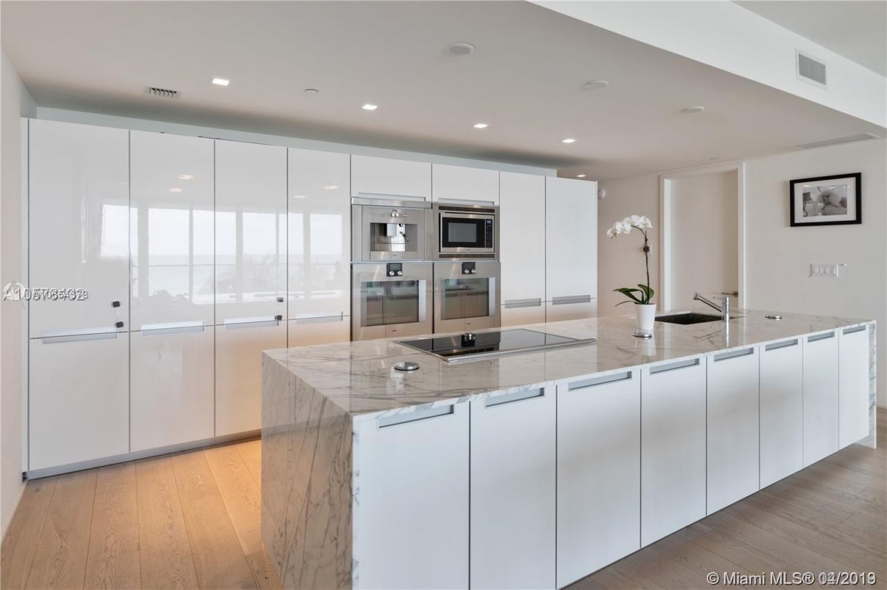 Квартира в Майами, США, 260 м2 фото 5