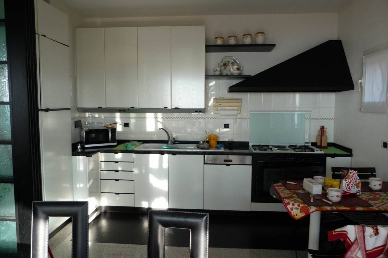 Апартаменты в Сан-Ремо, Италия, 120 м2 фото 5