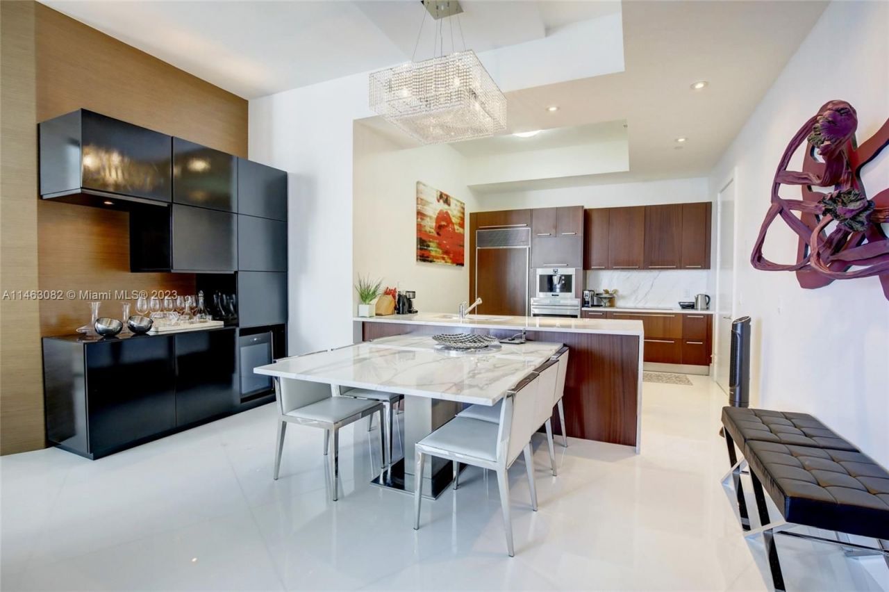 Квартира в Майами, США, 180 м2 фото 3